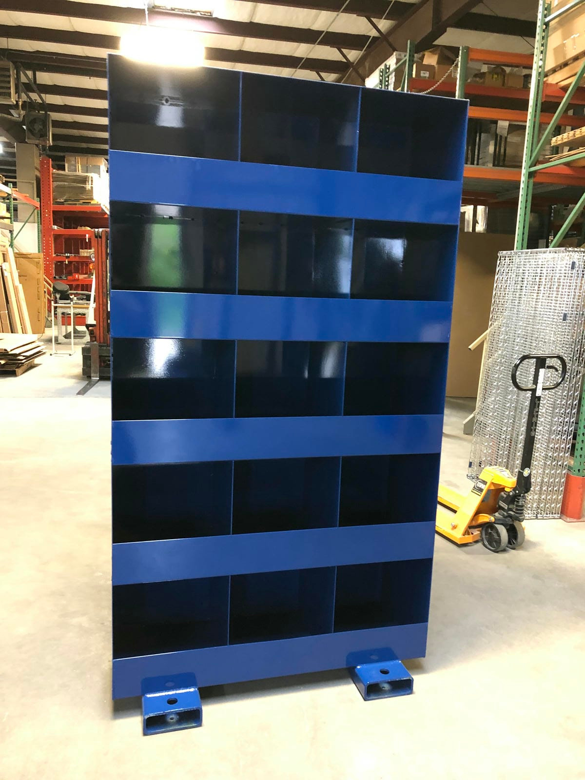 Heavy duty bolt bin storage