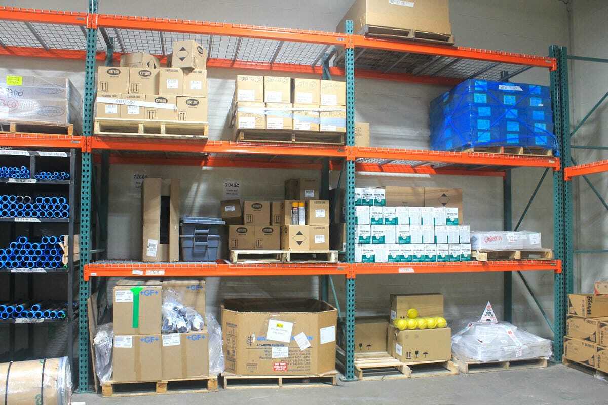 Picture of pallet rack loaded with product